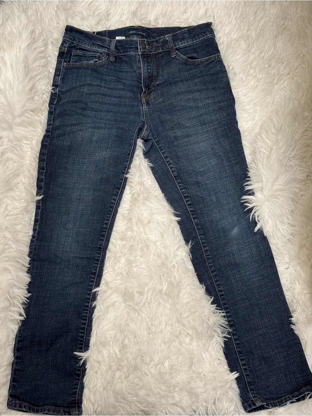 Aeropostale Jeans Womens Size 6 Dark Wash Straight Leg Mid Rise Stretch Denim